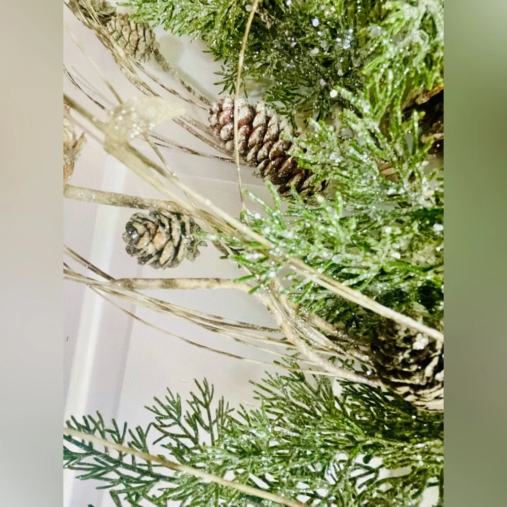 Birch Tipped Cedar Wreath